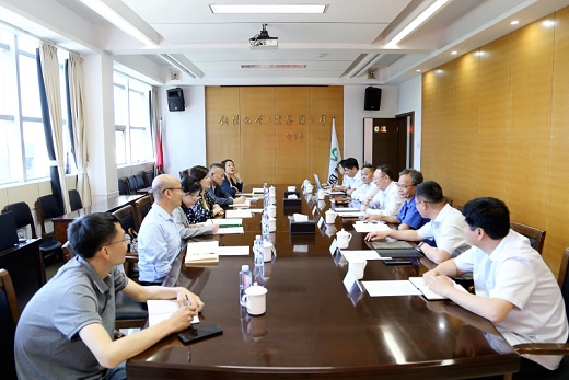 威立雅中國大陸地區(qū)管理團隊來集團公司洽談深化合作